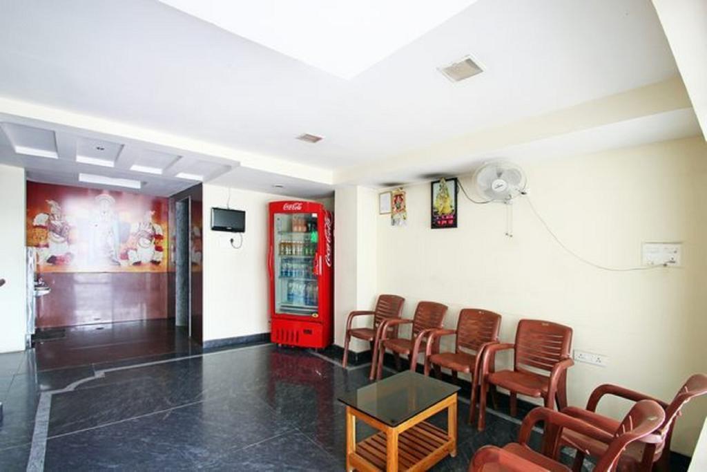 Bhanu Residency Vila Tirupati Exterior foto