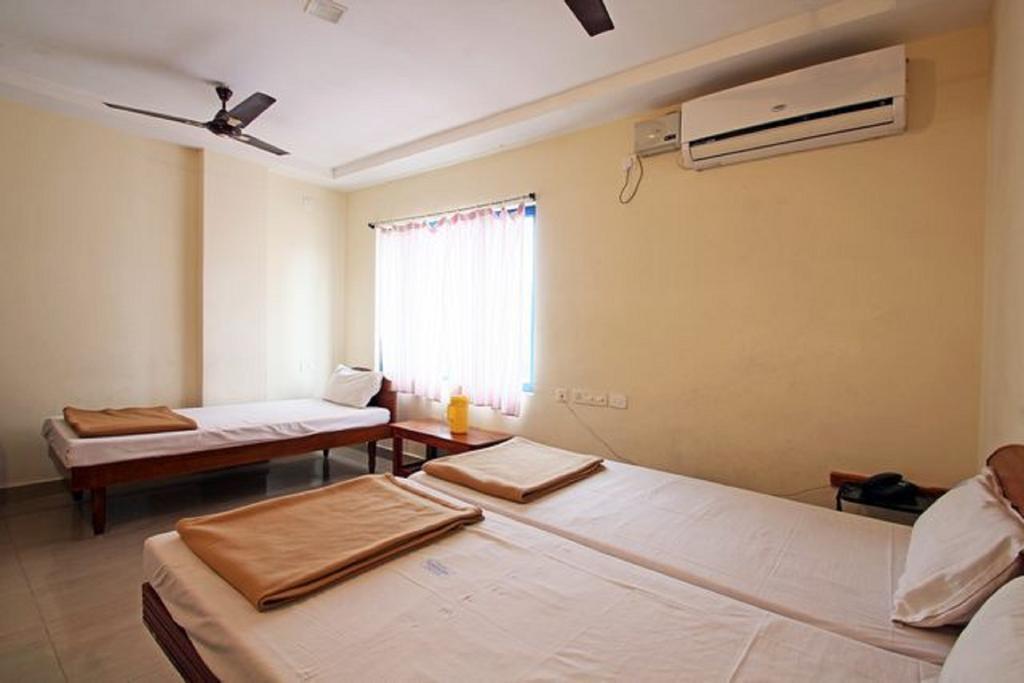 Bhanu Residency Vila Tirupati Quarto foto